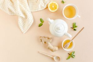ginger tea with lime and honey