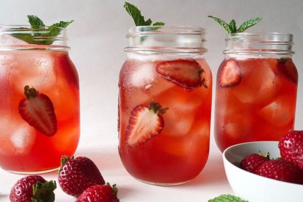 caffeine free strawberry hibiscus tea recipe