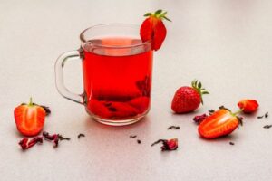 health benefits of strawberry hibiscus tea