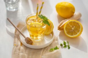 best way to make honey lemon tea