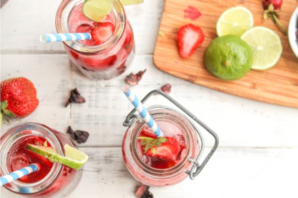tips when making hibiscus tea with strawberry syrup