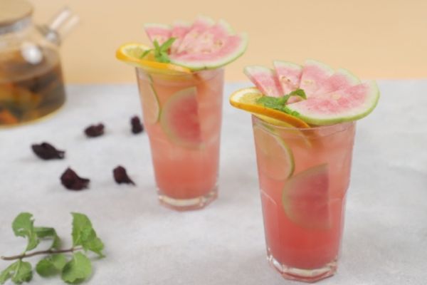 Pink guava tea is favored thanks to its health benefits, unique taste and flavor