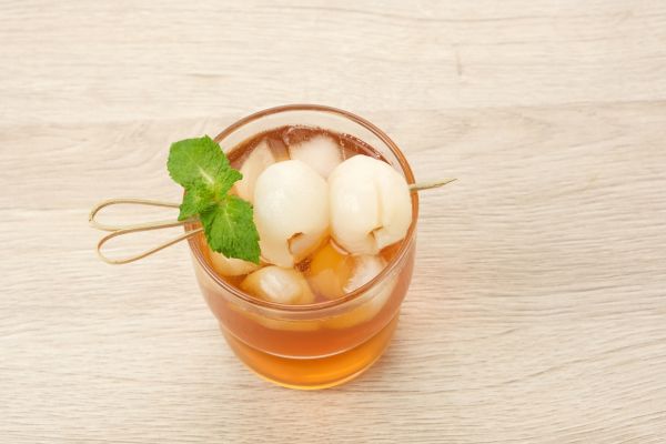 prepare lychee tea
