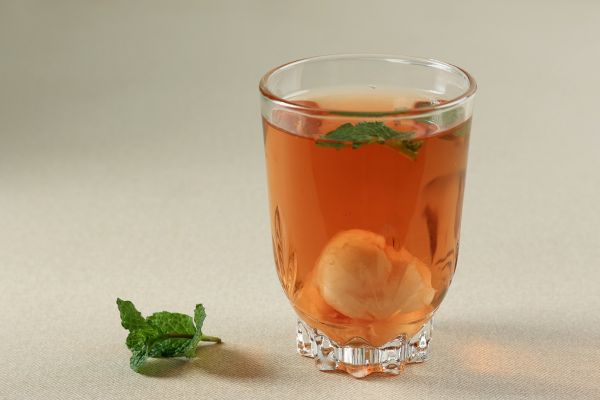 Caffeine in lychee tea help boost energy
